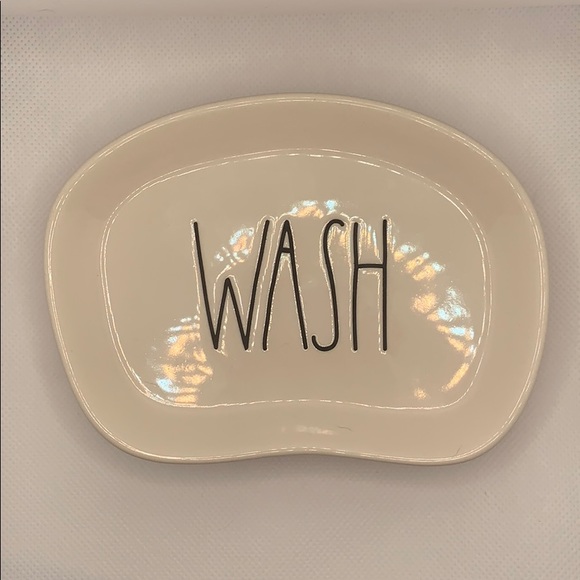 Rae Dunn Soap Dish - Picture 1 of 4